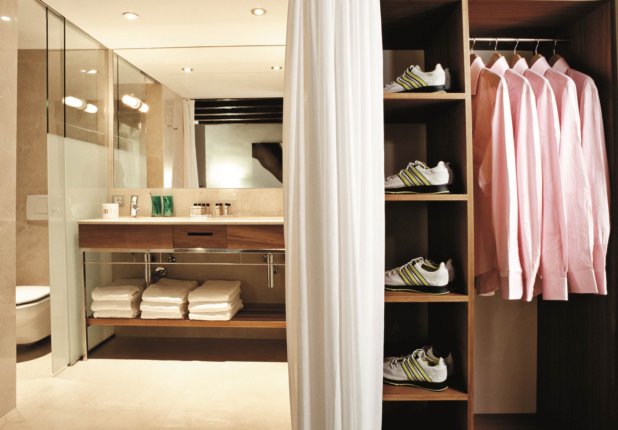 Petit Palace Hotel Tres 팔마데마요르카 객실 사진