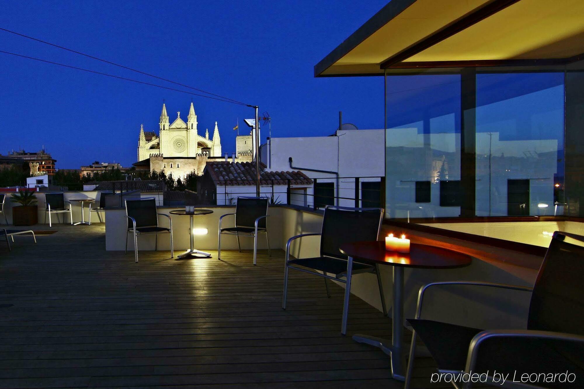 Petit Palace Hotel Tres 팔마데마요르카 레스토랑 사진
